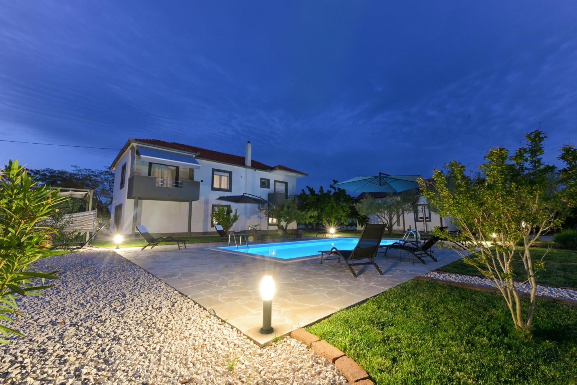 Apartment Amelie - With Pool And Sauna! Galovac  Екстер'єр фото