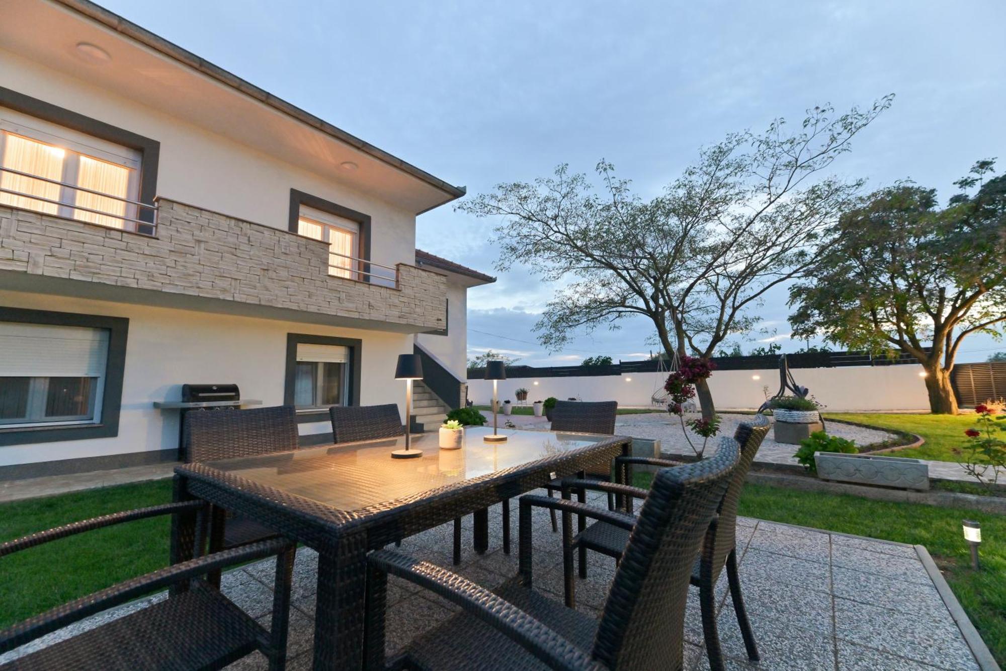 Apartment Amelie - With Pool And Sauna! Galovac  Екстер'єр фото