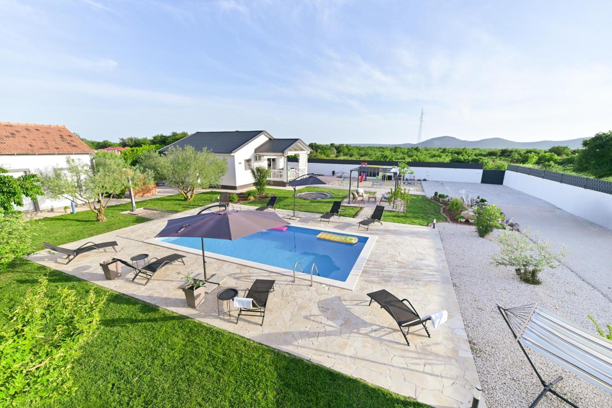 Apartment Amelie - With Pool And Sauna! Galovac  Екстер'єр фото