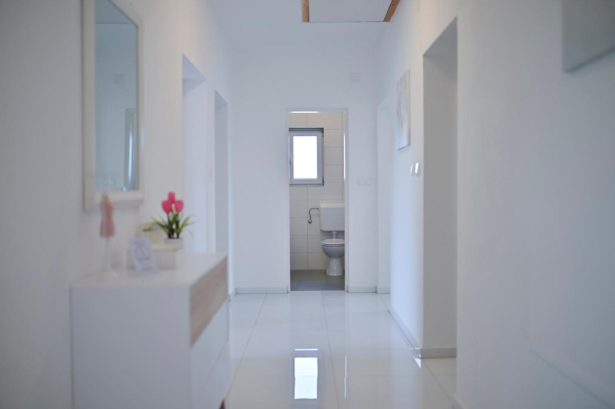 Apartment Amelie - With Pool And Sauna! Galovac  Екстер'єр фото